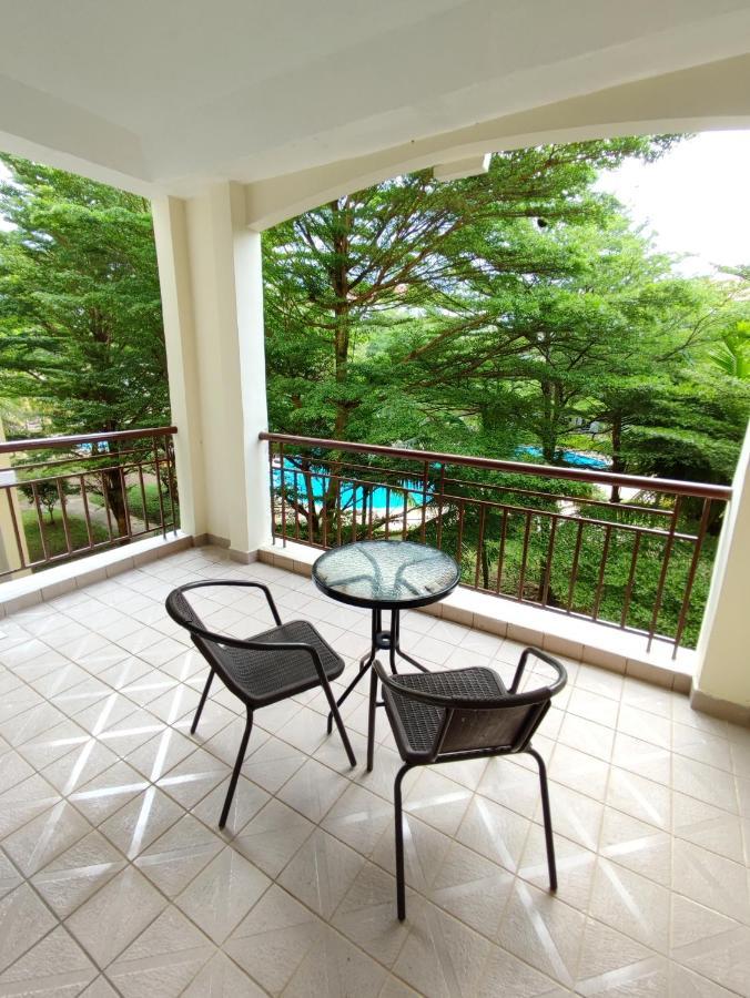 Jojo Homestay Tiara Residence Десару Екстериор снимка