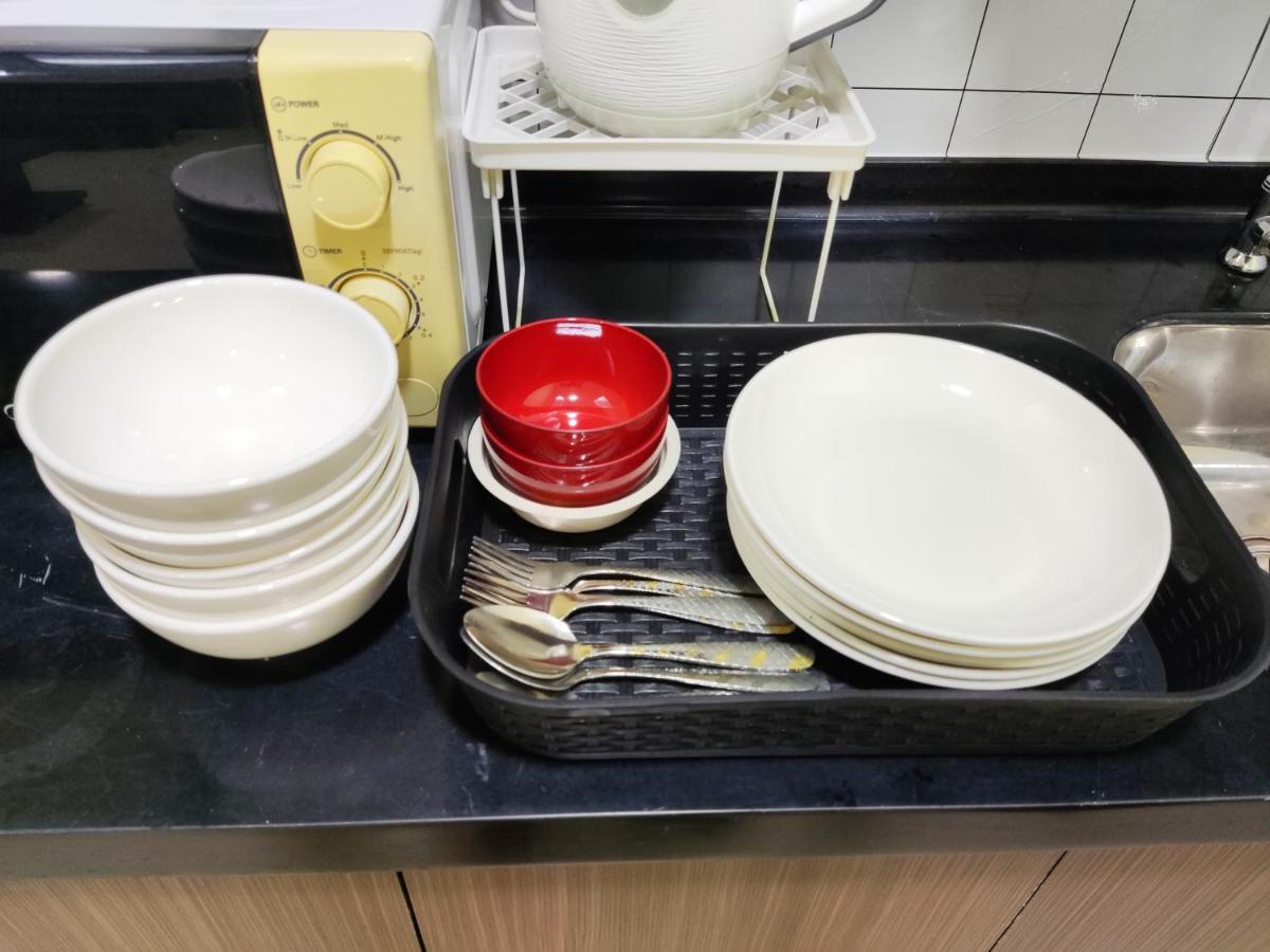 Jojo Homestay Tiara Residence Десару Екстериор снимка