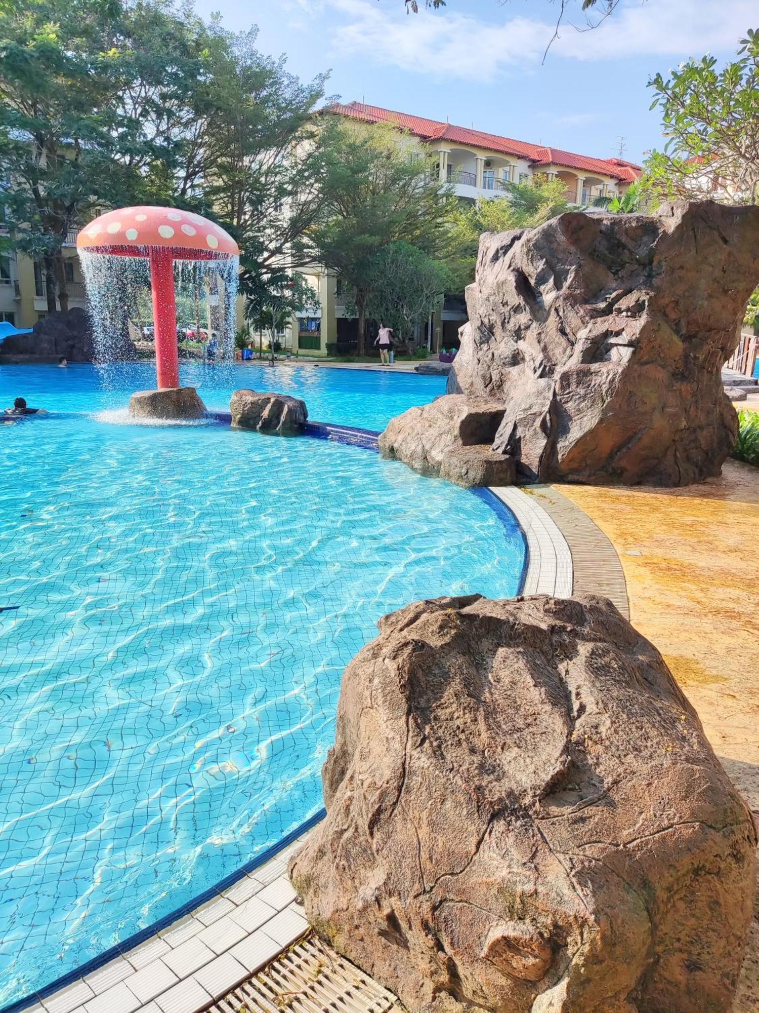 Jojo Homestay Tiara Residence Десару Екстериор снимка